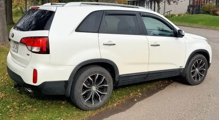 Kia Sorento 2014 photo 4
