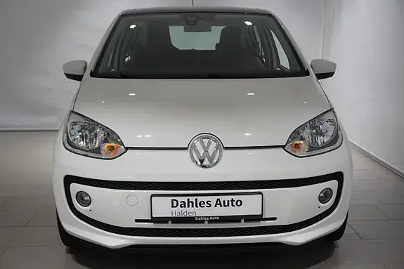 Volkswagen Up 2016 photo 2