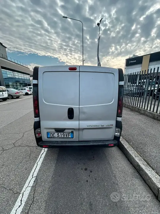 Opel Vivaro 2006 photo 5