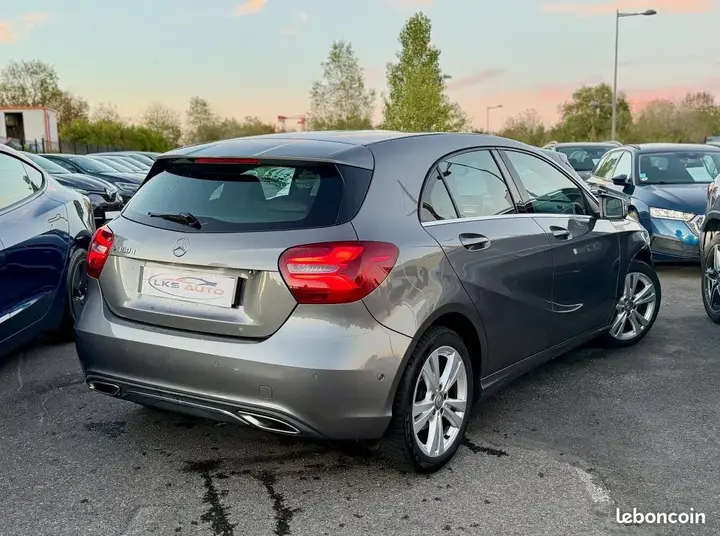 Mercedes-Benz A-Class 2017 photo 2