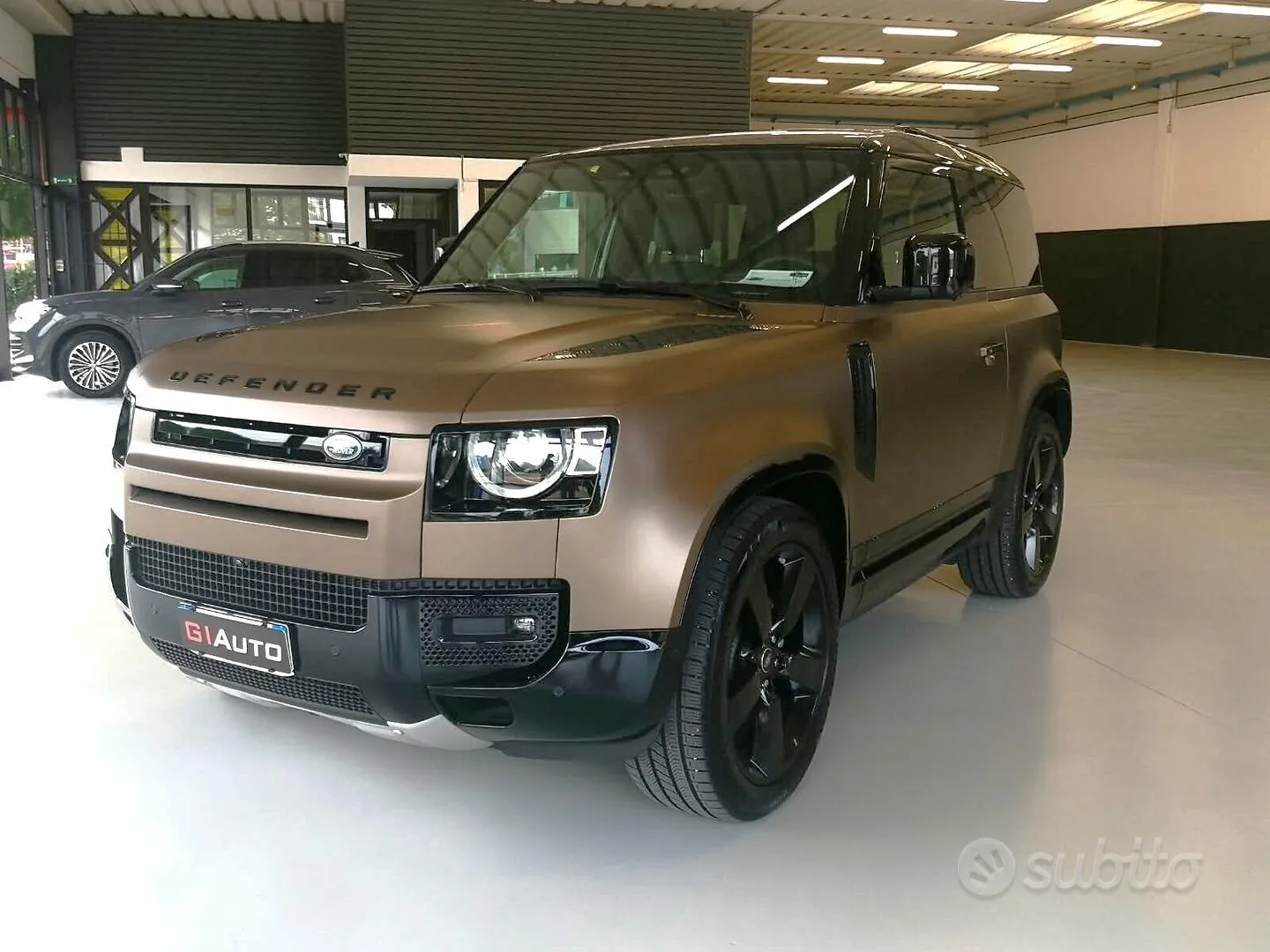 Land Rover Defender 2025 photo 3