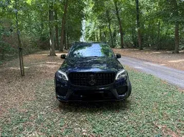 Mercedes-Benz Gls400
