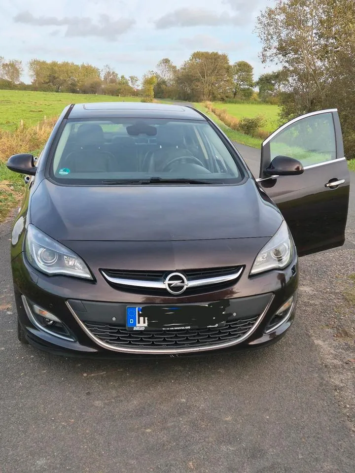 Opel Astra J