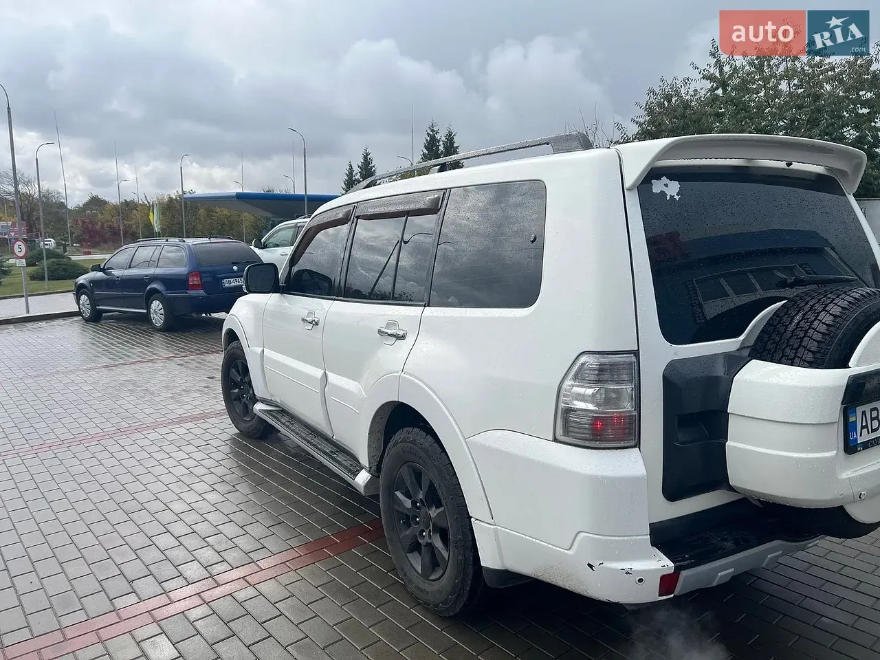 Mitsubishi Pajero 2010 photo 5