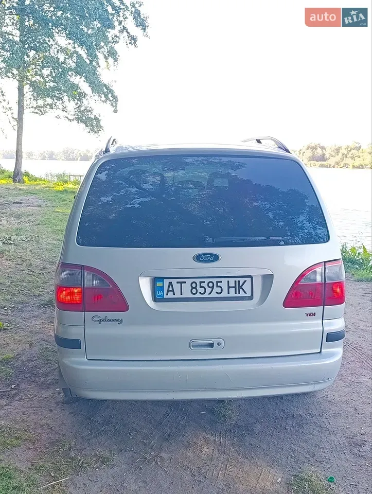 Ford Galaxy 2003 photo 5