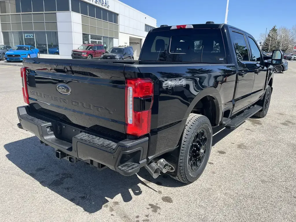 Ford F-350 Super Duty 2026 photo 5