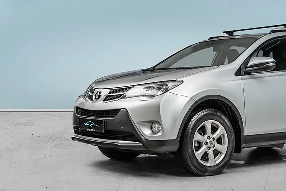 Toyota Rav4 2013 photo 2