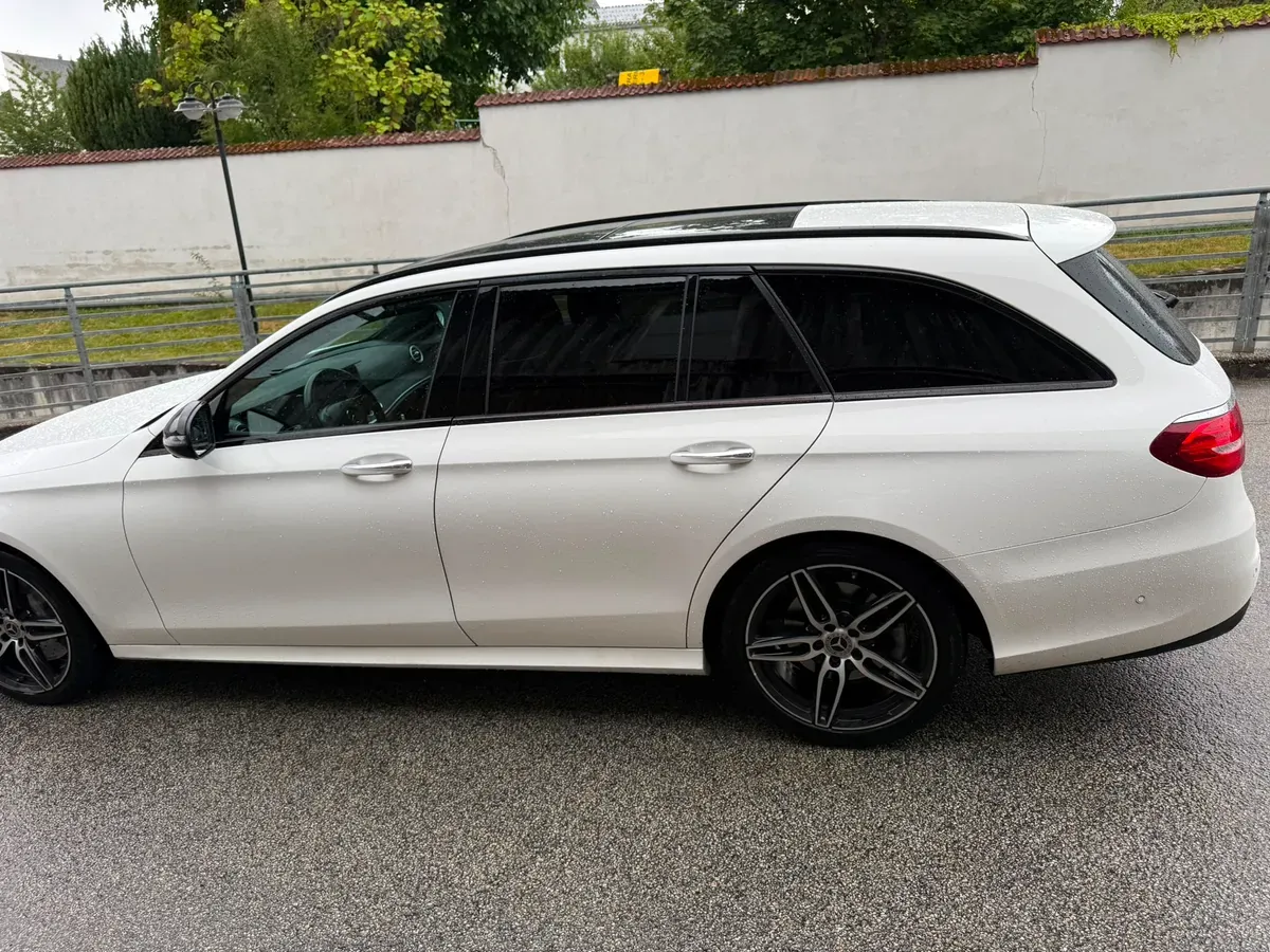 Mercedes-Benz E-Class 2018 photo 3