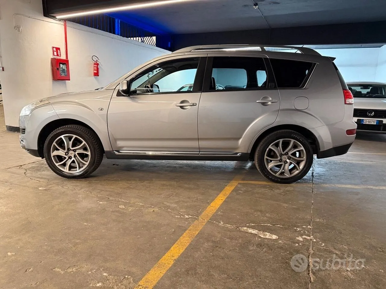 Citroen C-Crosser 2010 photo 2