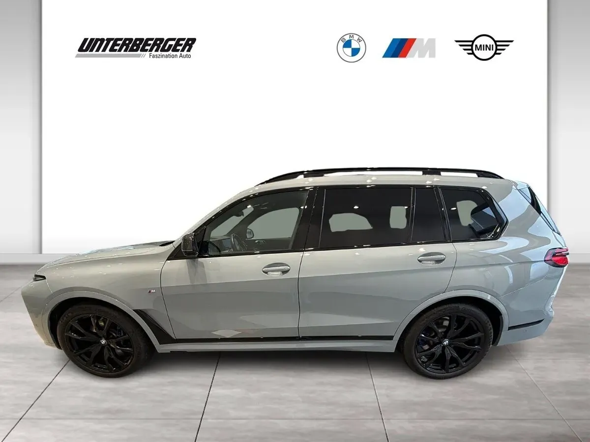 BMW X7 2024 photo 3