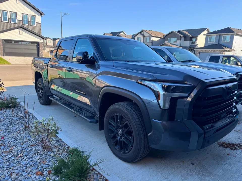 Toyota Tundra 2026 photo 2