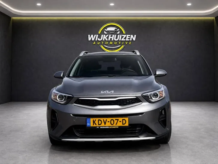 Kia Stonic 2024 photo 2