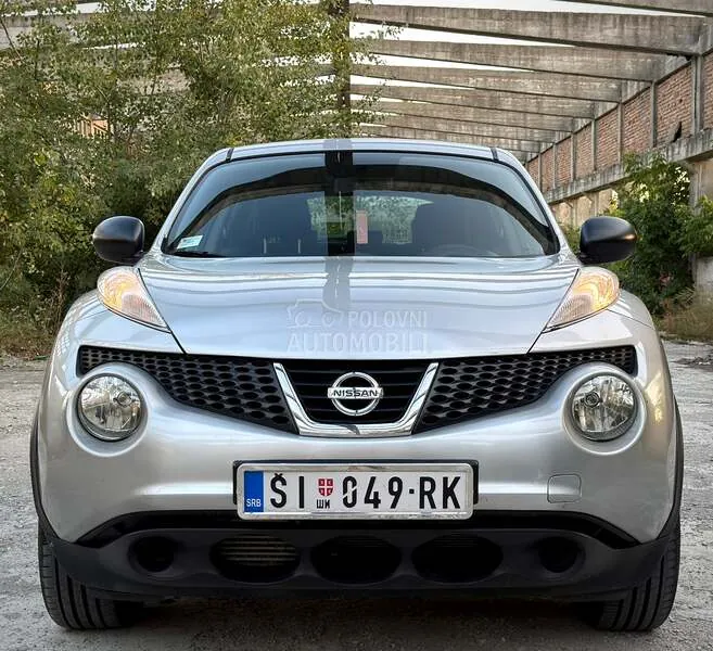 Nissan Juke 2012 photo 2