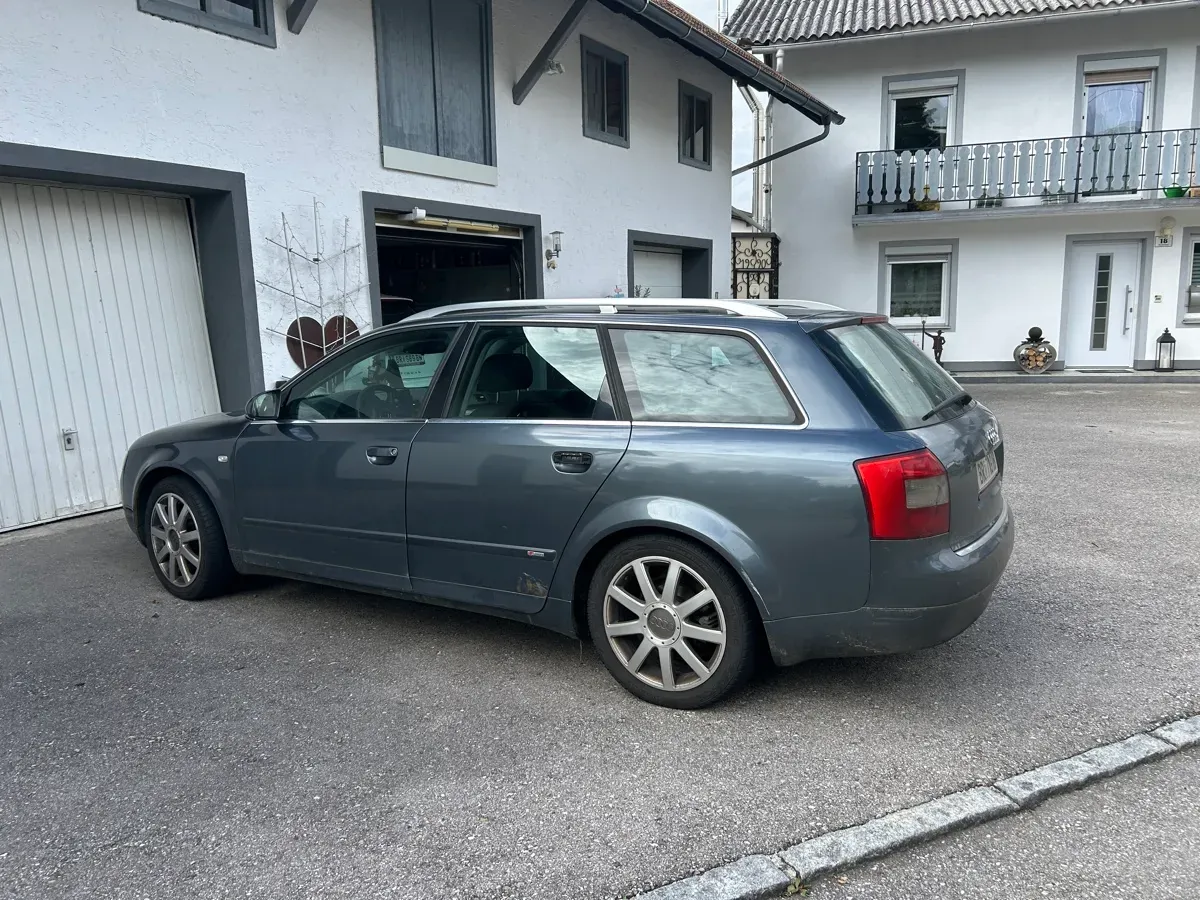 Audi A4 2002 photo 3