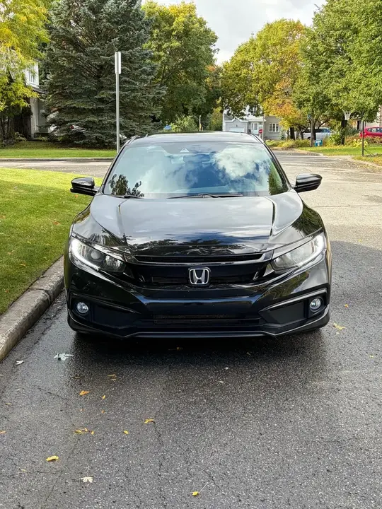 Honda Civic 2020 photo 2