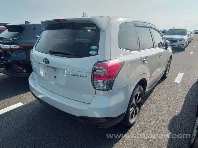 Subaru Forester 2016 photo 4