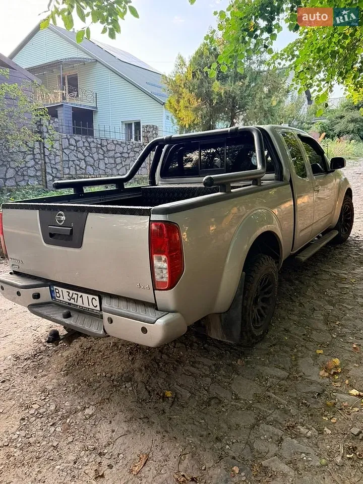 Nissan Frontier 2017 photo 2