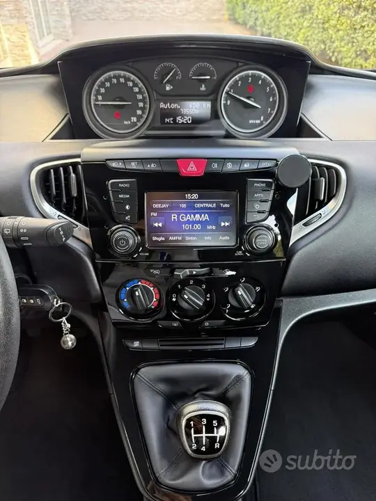 Lancia Ypsilon 2019 photo 3