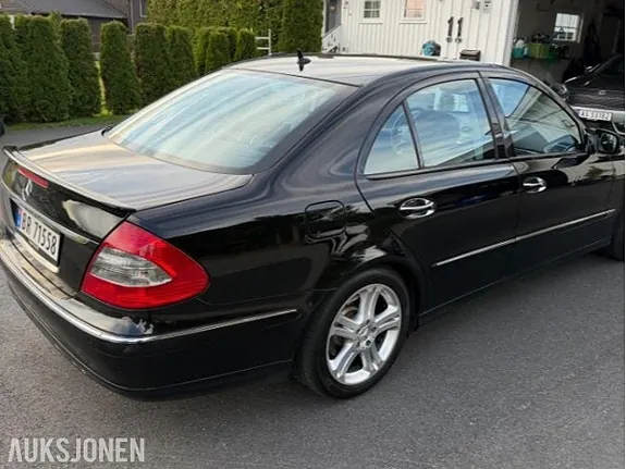 Mercedes-Benz Eklasse 2008 photo 4