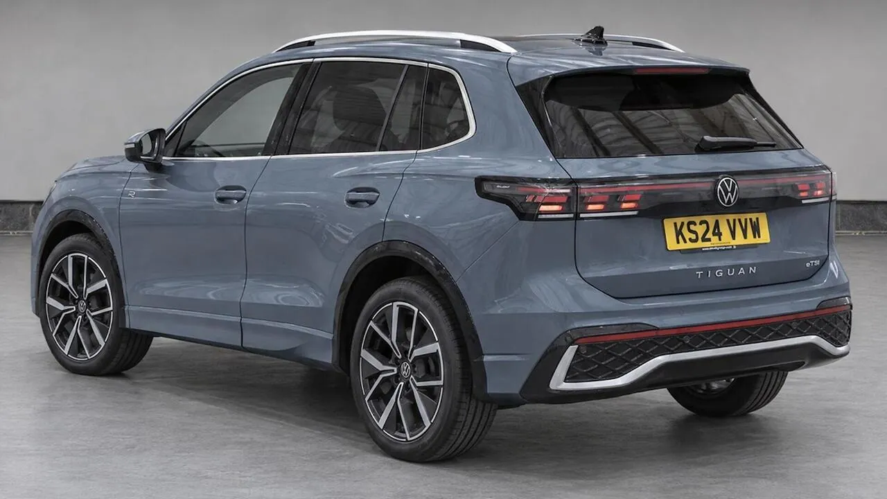 Volkswagen Tiguan 2024 photo 3