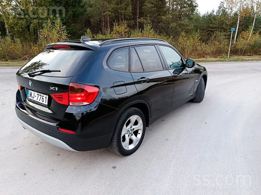 BMW X1 2010 photo 4