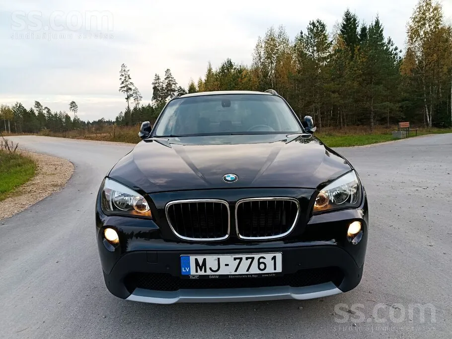 BMW X1 2010 photo 2