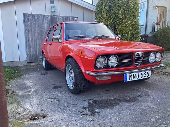 Alfa Romeo Alfetta 1973 photo 3