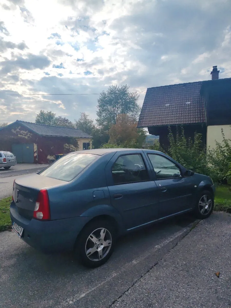 Dacia Logan 2008 photo 3