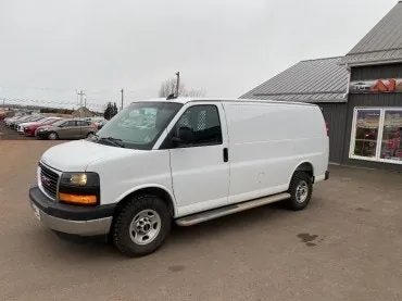 GMC Savana 2020 photo 3