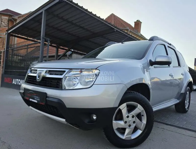 Dacia Duster 2011 photo 4