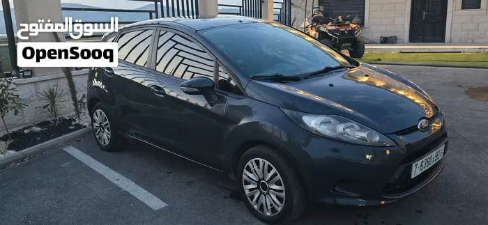 Ford Fiesta 2012 photo 3