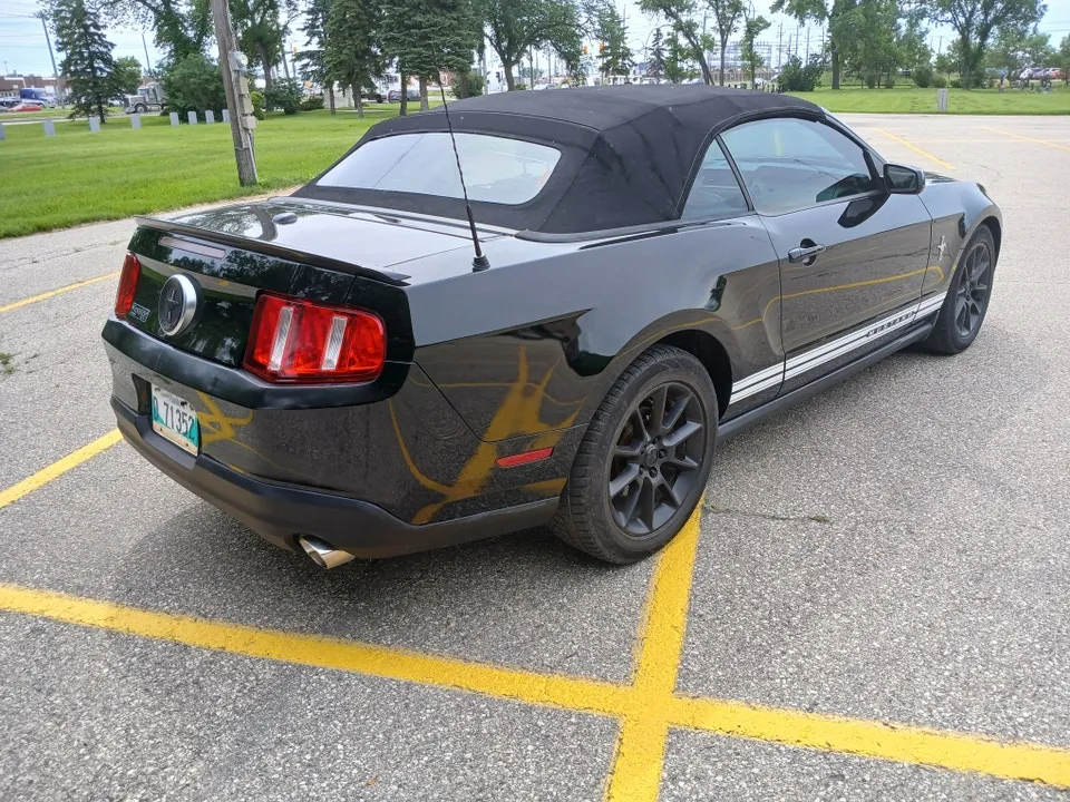 Ford Mustang 2010 photo 5