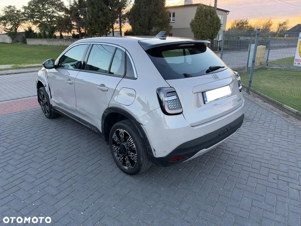 Fiat 600 2024 photo 2