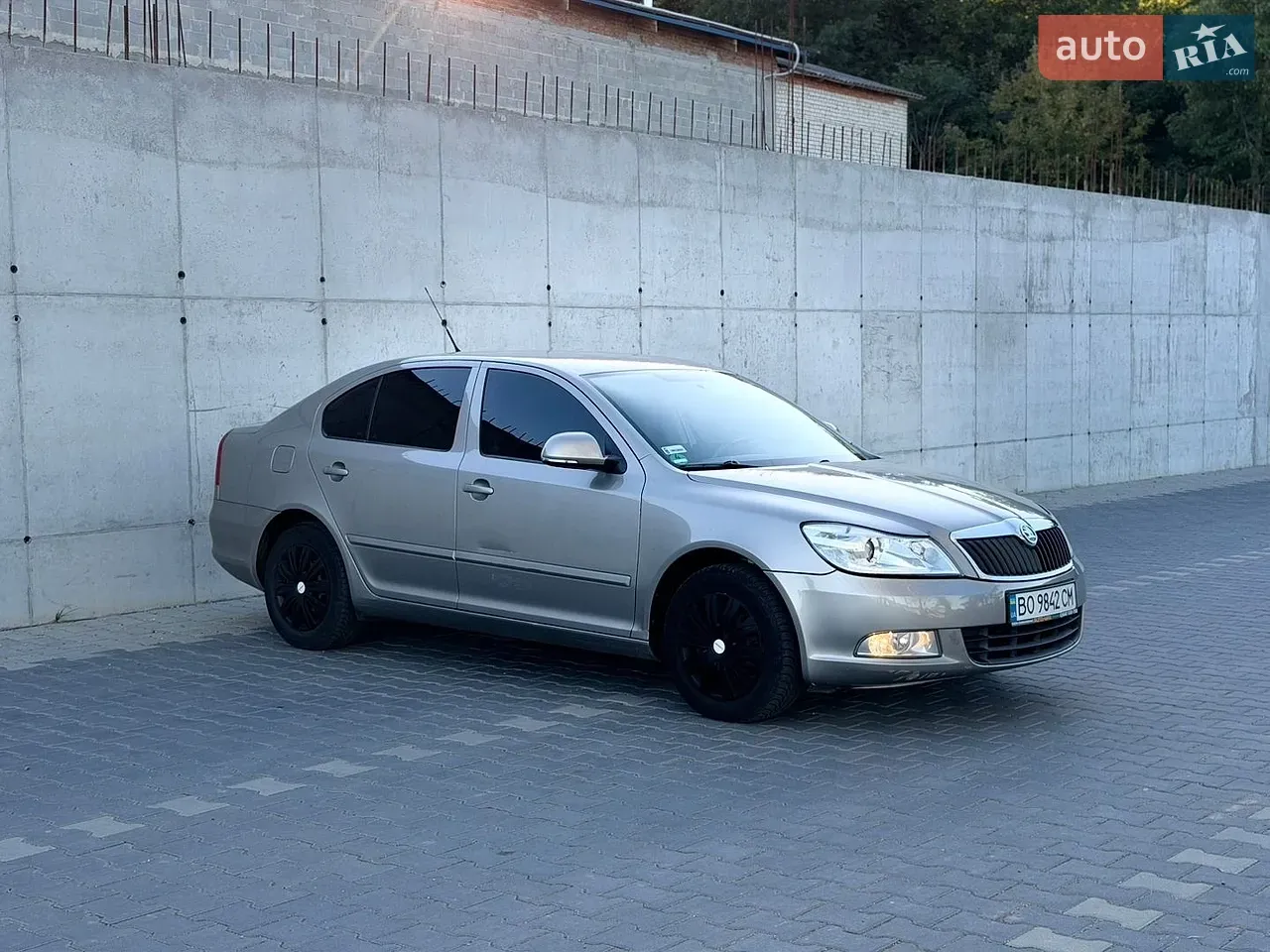 Skoda Octavia 2009 photo 4