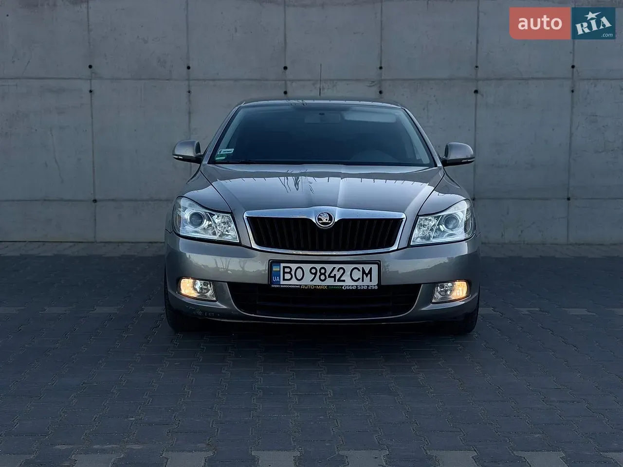 Skoda Octavia 2009 photo 2