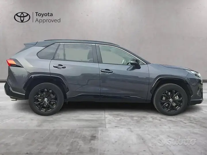 Toyota Rav4 2023 photo 3