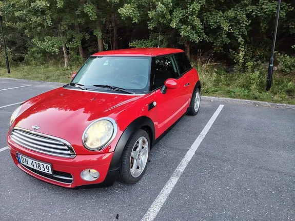 Mini Cooper 2010 photo 2