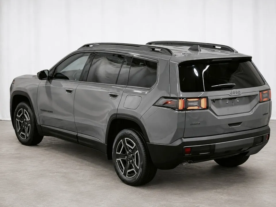 Jeep Cherokee 2026 photo 4