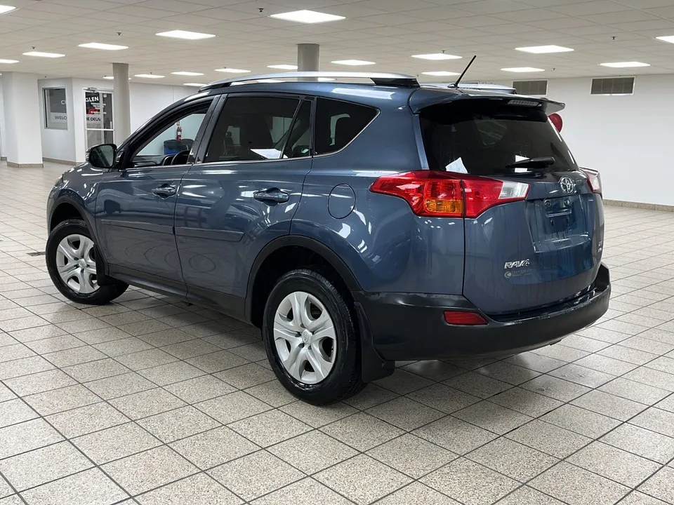 Toyota Rav4 2014 photo 4
