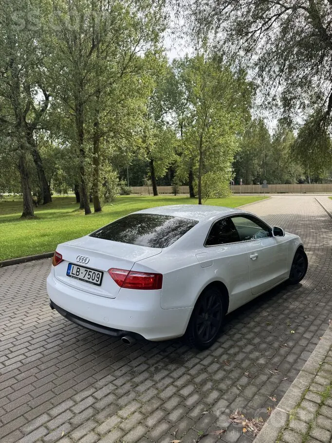 Audi A5 2008 photo 2