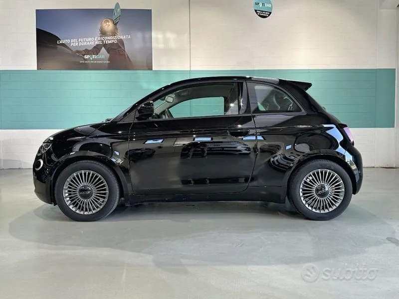 Fiat 500 2022 photo 2