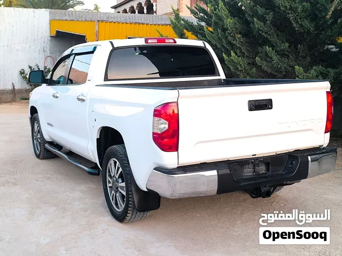 Toyota Tundra 2015 photo 3