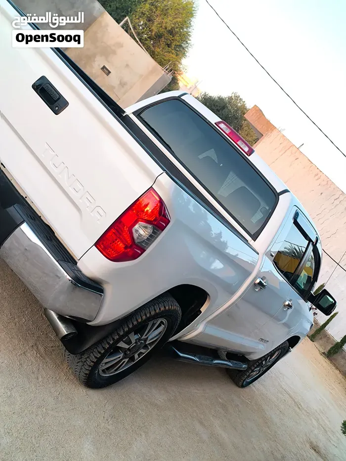 Toyota Tundra 2015 photo 4