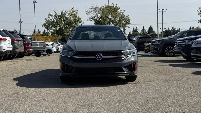 Volkswagen Jetta 2024 photo 2
