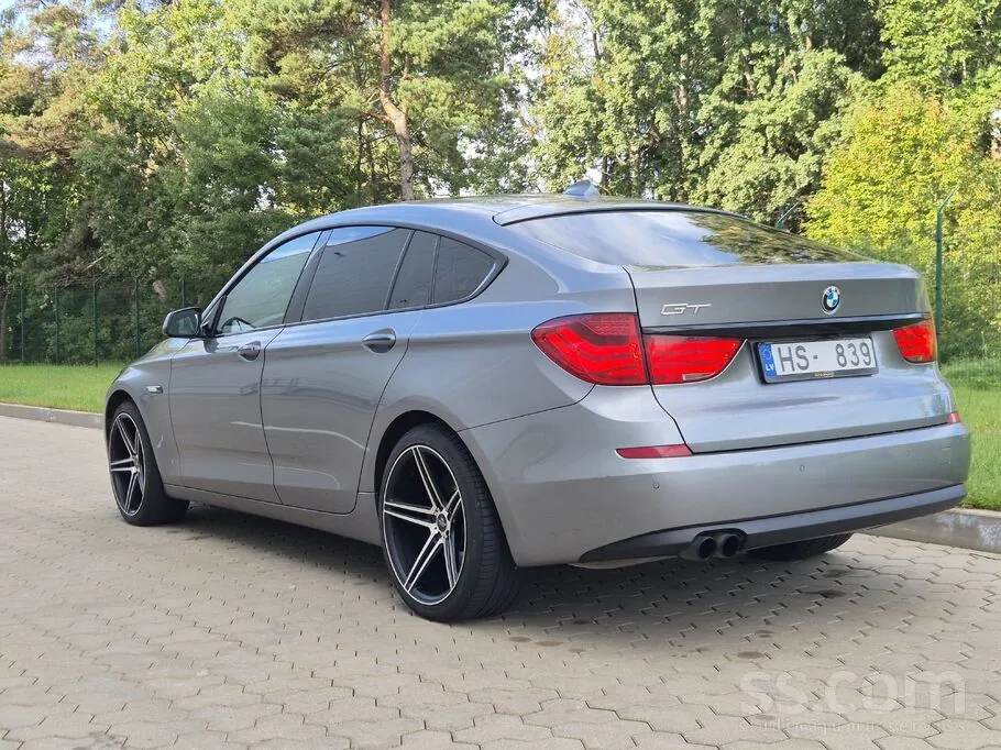 BMW 530Gt 2010 photo 2