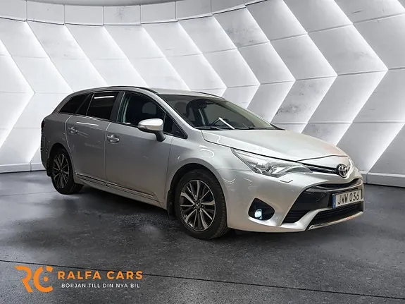 Toyota Avensis 2015 photo 5
