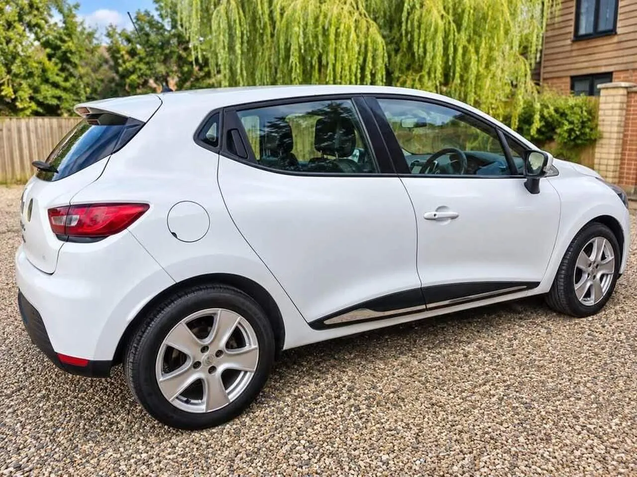 Renault Clio 2015 photo 5