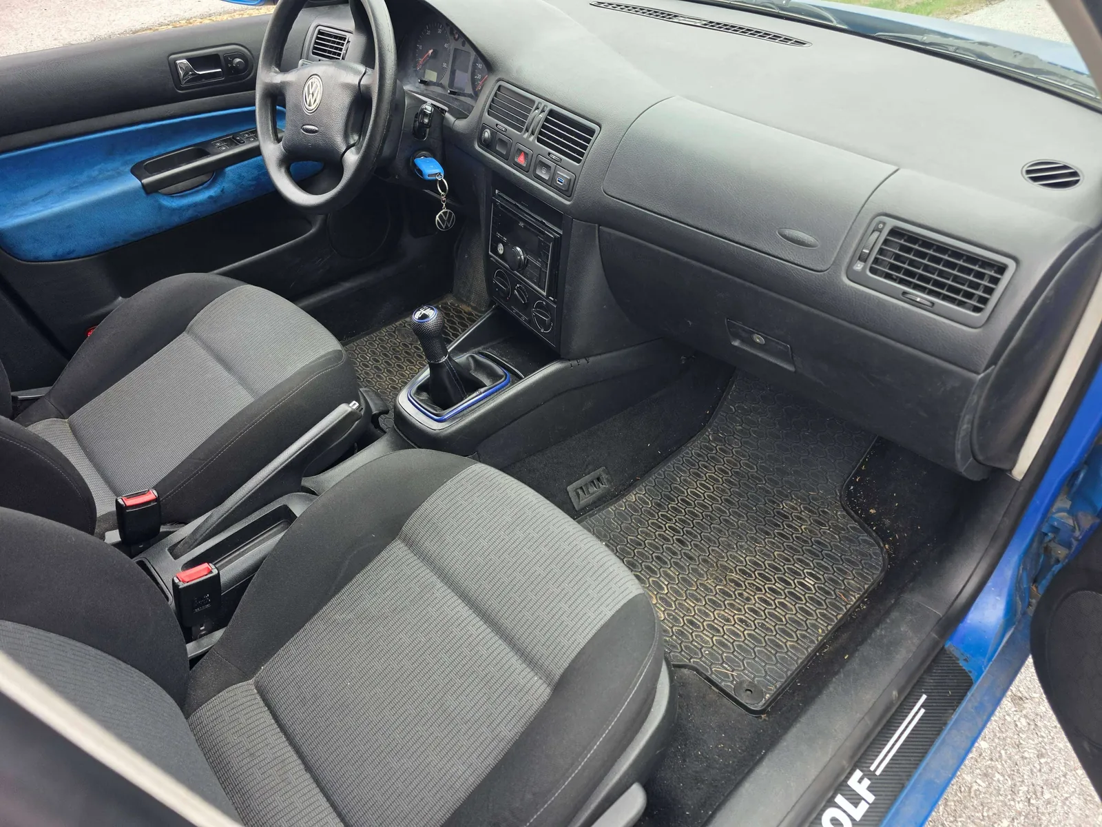 Volkswagen Golf 1998 photo 3