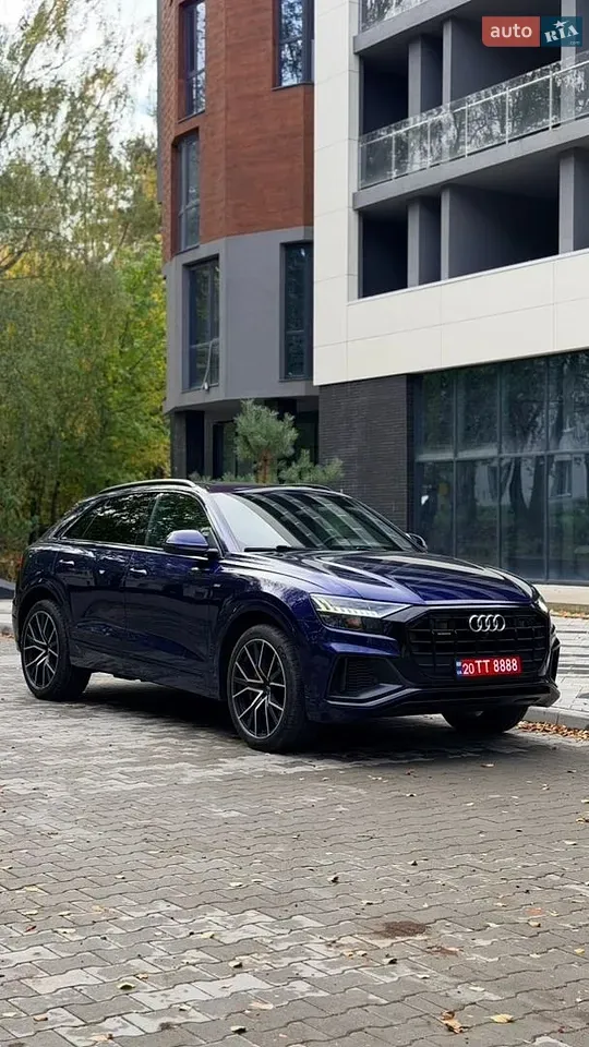 Audi Q8