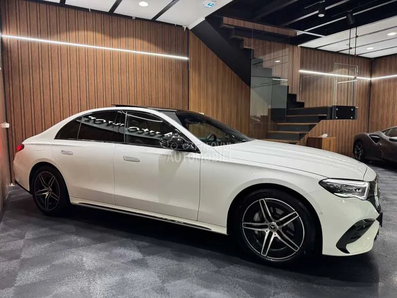 Mercedes-Benz E 220 2024 photo 4